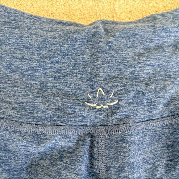 Beyond Yoga Space Dye Color Block Leggings Size M Activewear - Picture 6 of 7